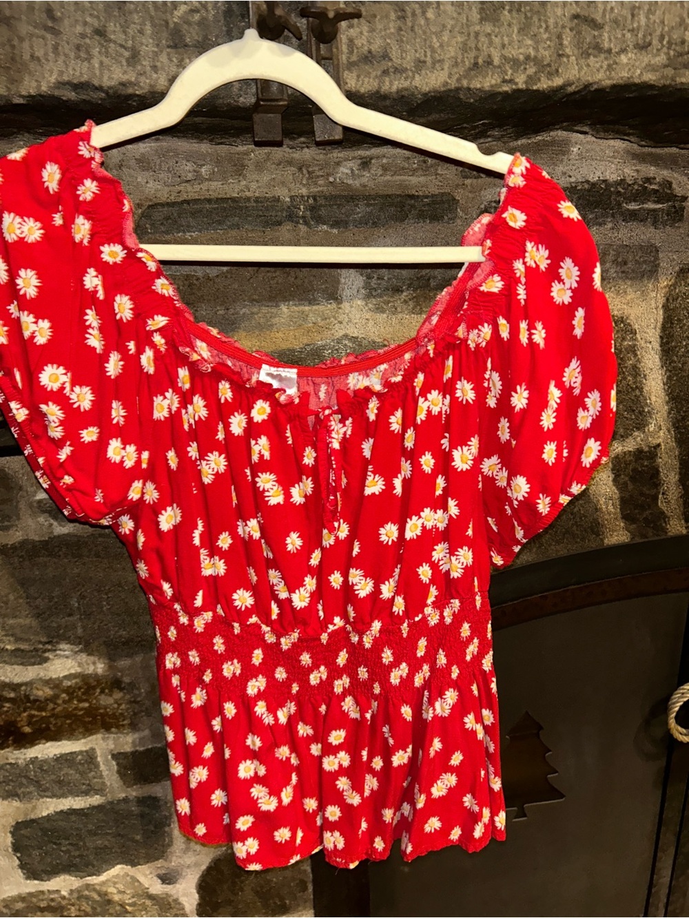 No Boundaries Red Daisy Print Peasant Top